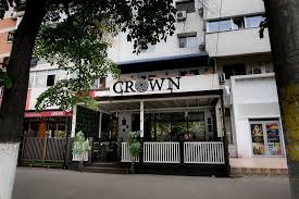 CROWN CAFE