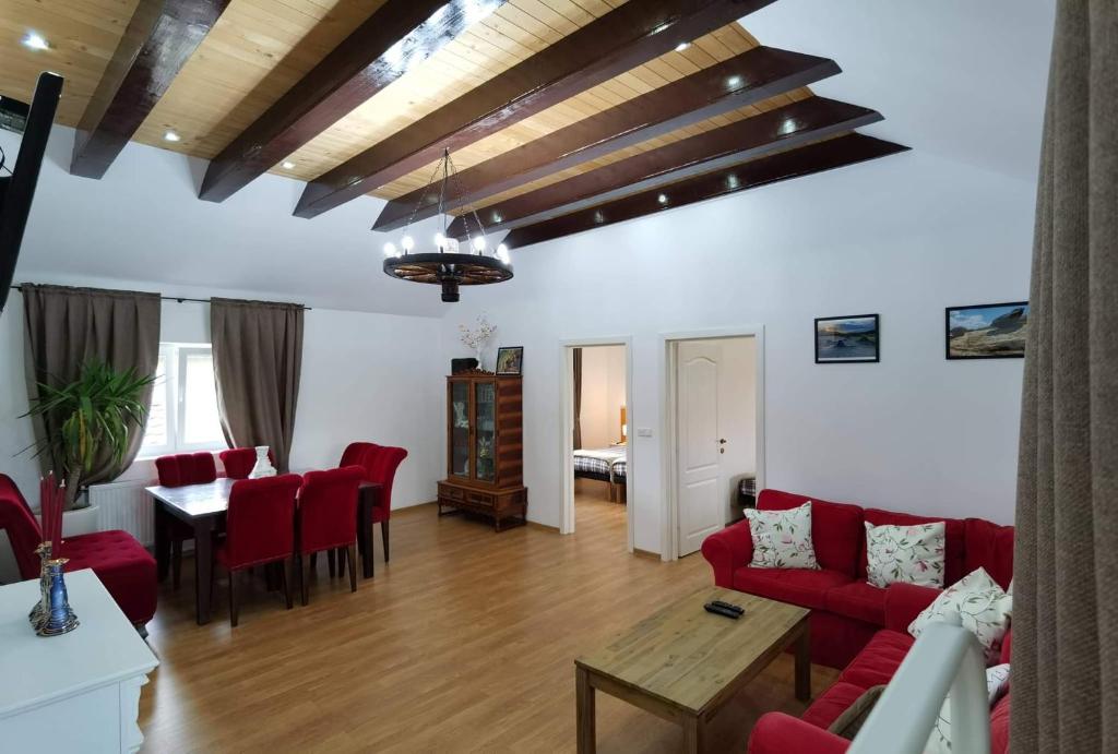 CASA DIVERTIS