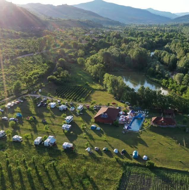 CAMPING VIBE