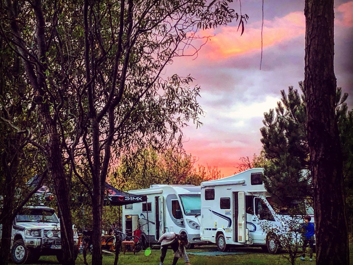 CAMPING MOTOSTAR TISAU
