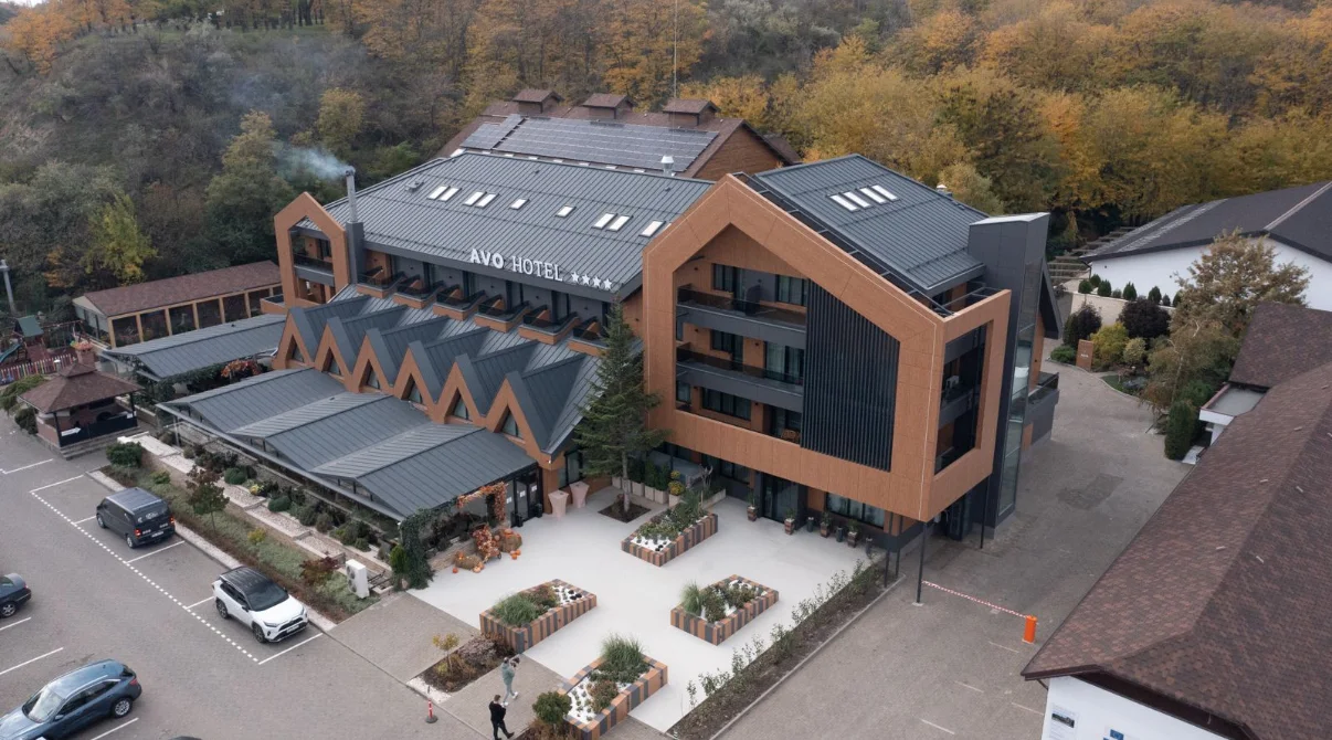 HOTEL AVO RM SĂRAT