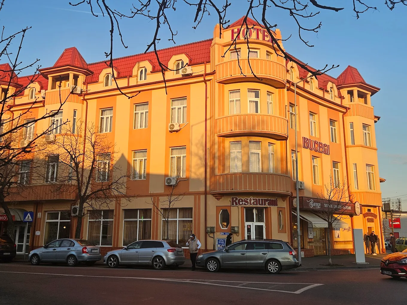 HOTEL BUCEGI