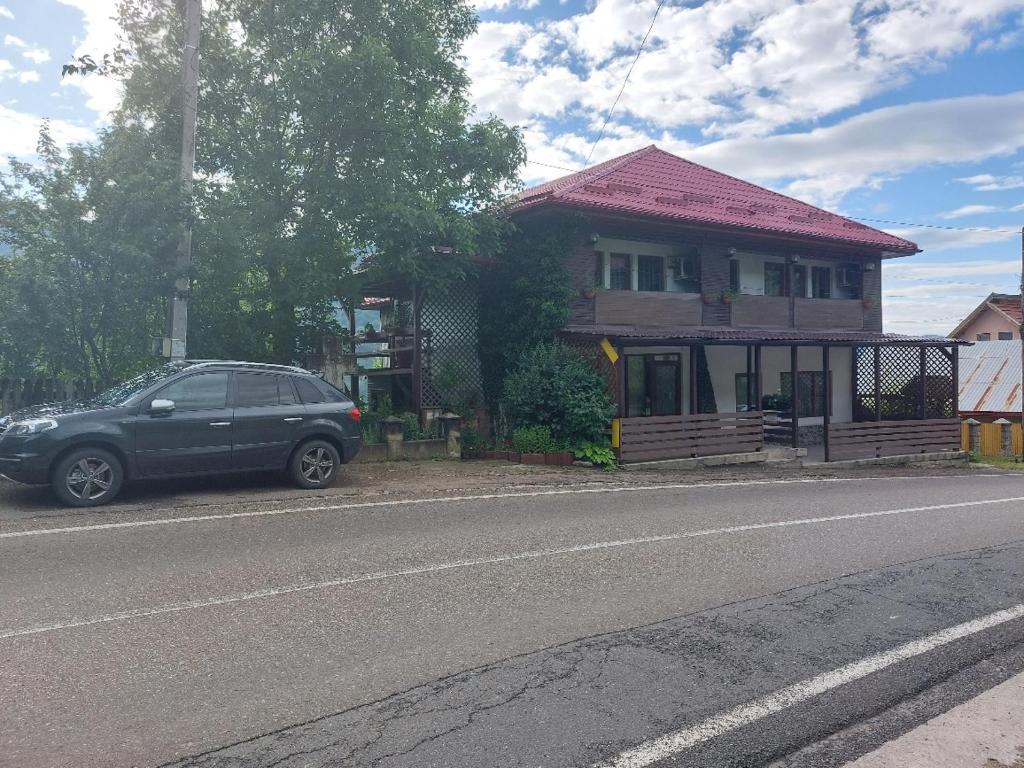 PENSIUNEA MONTANA TOURING