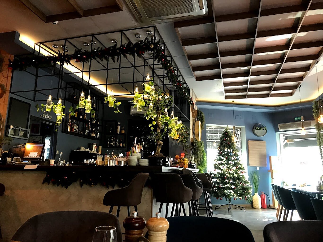 RESTAURANT OPPIO