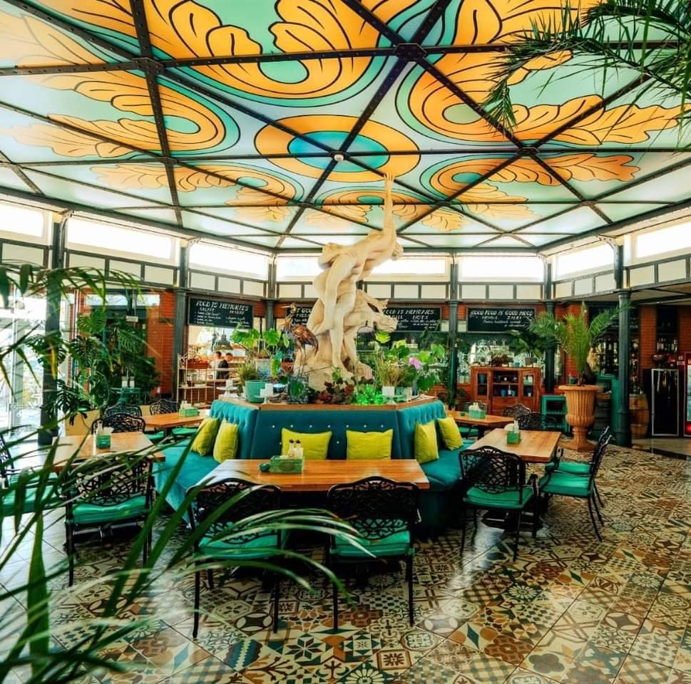 GARDEN RESTAURANT