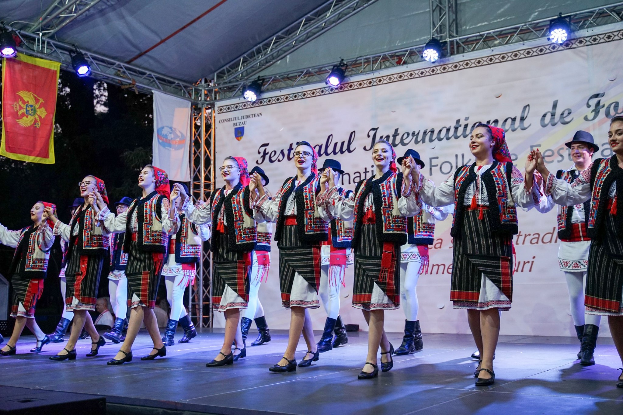 Festivalul internațional Plaiurile Mioriței
